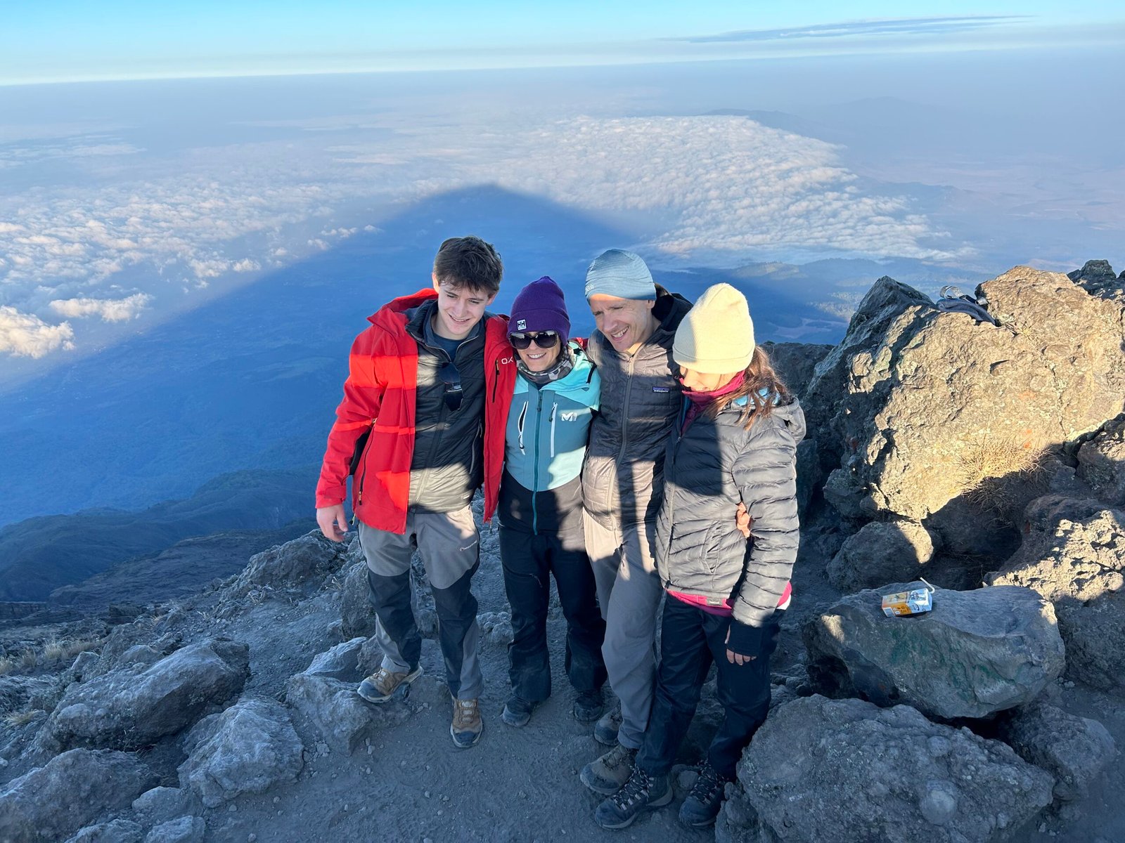 4 Days Mount Meru Trek – Hikers at Mount Meru Summit