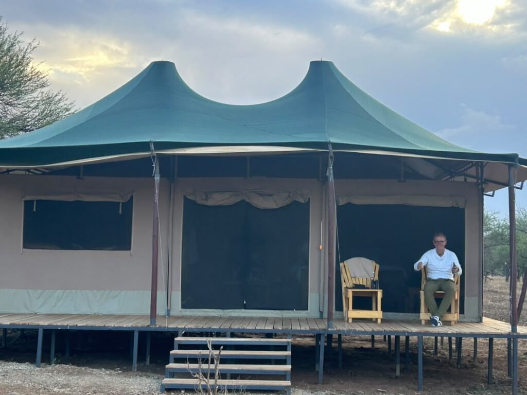Safari Lodge vs Tented Camp in Tanzania – Osero Luxury Tented Camp